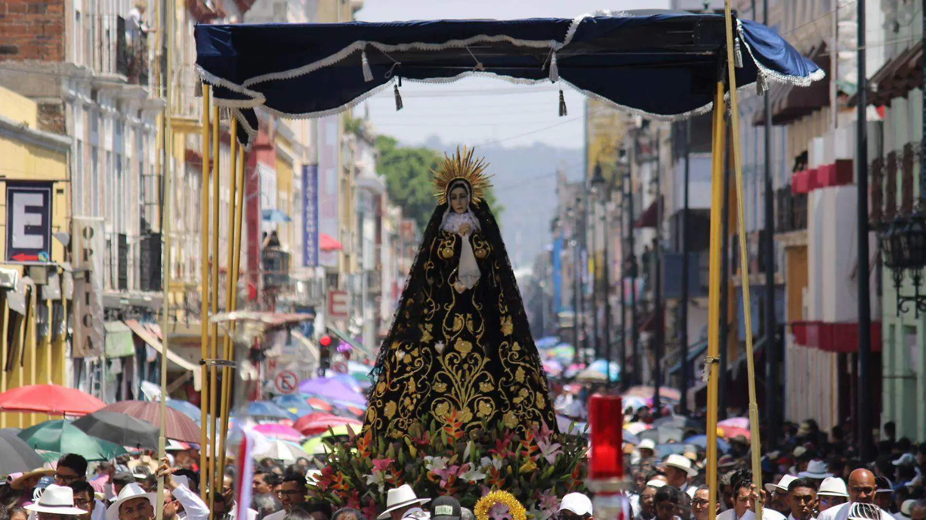 XXXII Procesión de Viernes Santo reúne a cerca de 160 mil personas en el Centro Histórico